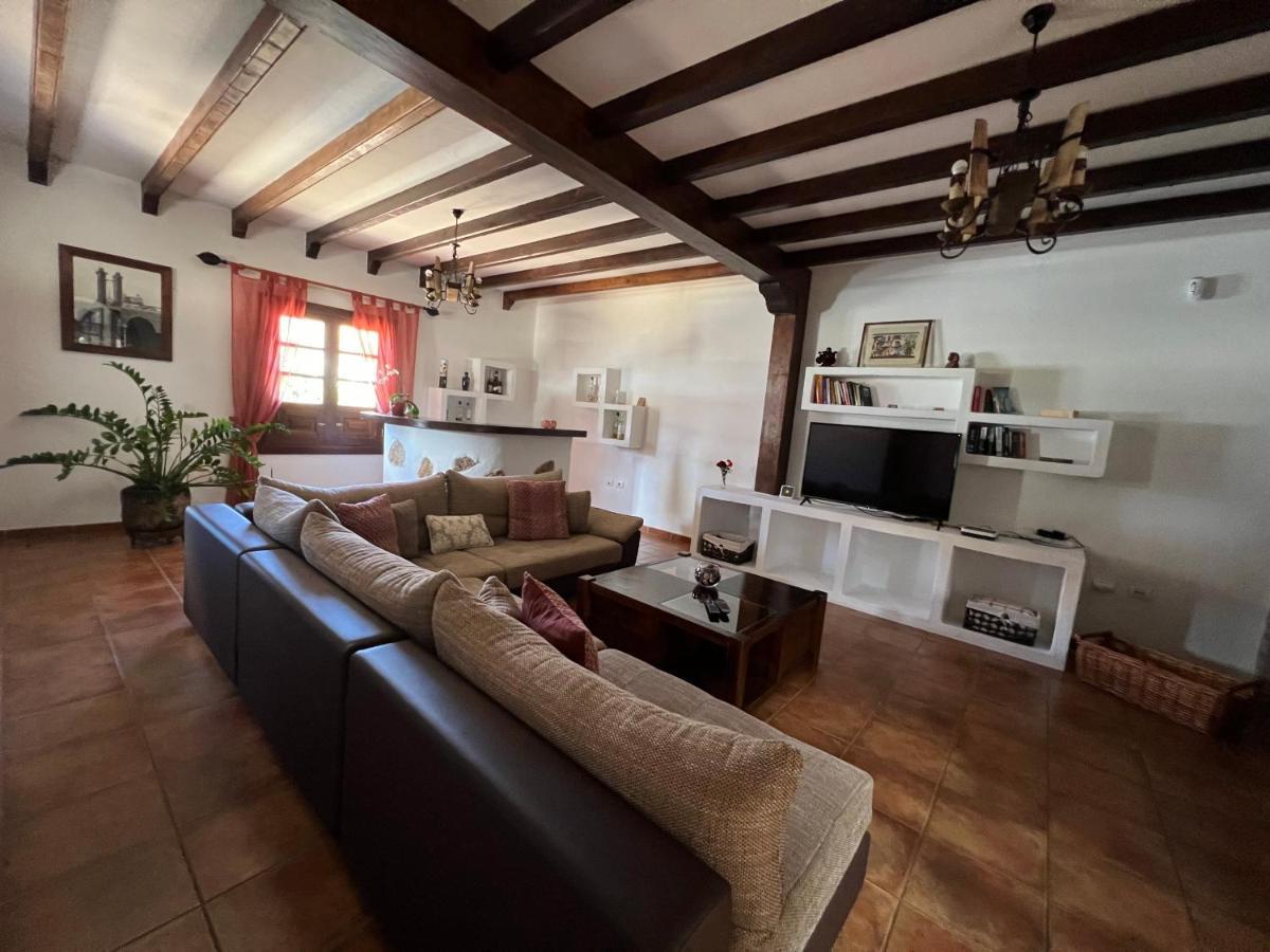 Villa Eva ตินาโค ภายนอก รูปภาพ